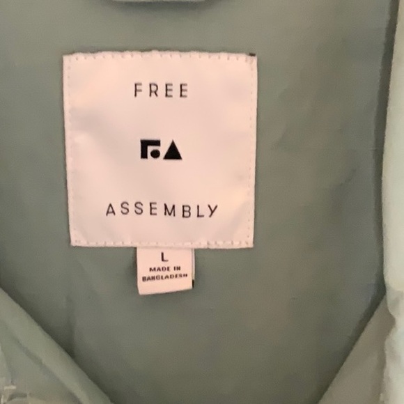 Free Assembly Modern Utility Jacket size L - Picture 2 of 5